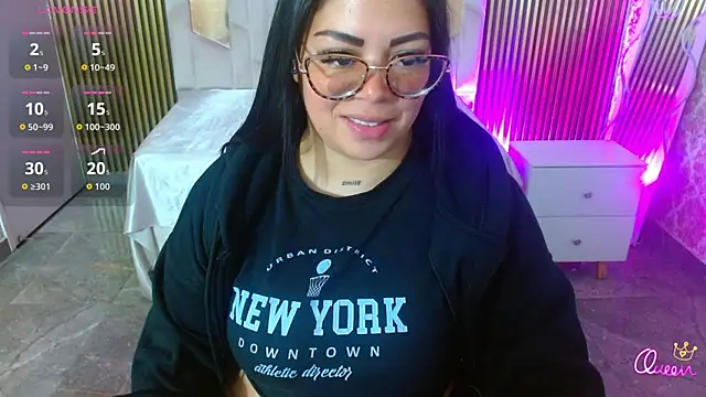 martinna tay online show from June 14, 2026, 3:08 am