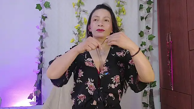 cattaleya1476 online show from July 20, 2026, 7:38 pm