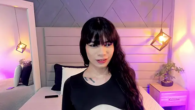 LadyLuminary online show from October 17, 2025, 8:11 pm