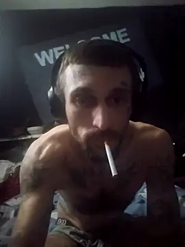 Snapshot of hungandtatted666 chatting on November 14, 2025, 1:21 pm hungandtatted666 online show from November 14, 2025, 1:21 pm