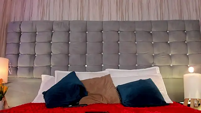 Poacahontasfg online show from November 17, 2025, 3:56 am