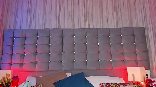 Poacahontasfg online show from February 8, 2026, 3:54 am