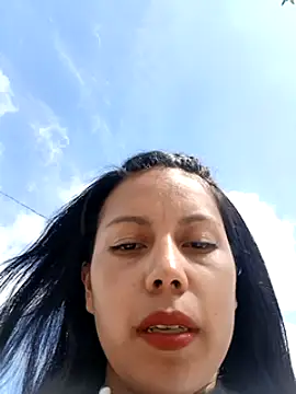  andrea30 online show from January 4, 2025, 2:25 pm