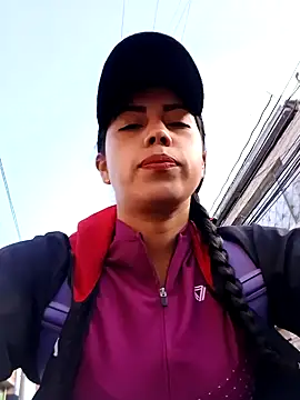  andrea30 online show from February 15, 2025, 12:33 pm