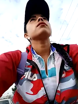  andrea30 online show from February 26, 2025, 12:25 pm