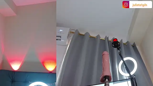 Juliet dolce online show from October 1, 2025, 9:43 pm