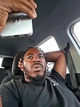 MRHANDSOME3800 online show from October 8, 2025, 10:40 pm