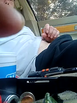 deepinnnnn online show from November 22, 2025, 8:52 pm