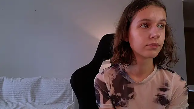 Snapshot of VanessaBayer2 chatting on December 19, 2024, 6:34 am VanessaBayer2 online show from December 19, 2024, 6:34 am