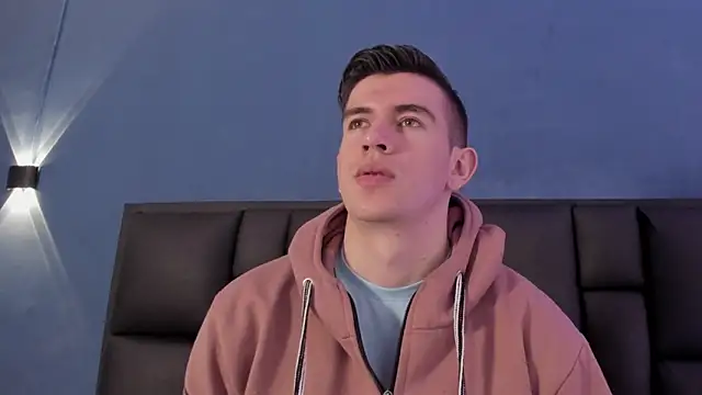 MikaelSlow online show from November 23, 2025, 4:23 am