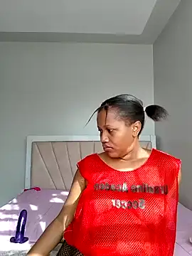 SquirtQueen222 online show from January 17, 2025, 6:04 am