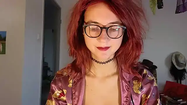 Snapshot of TatianaRomanov chatting on September 9, 2025, 4:50 pm TatianaRomanov online show from September 9, 2025, 4:50 pm