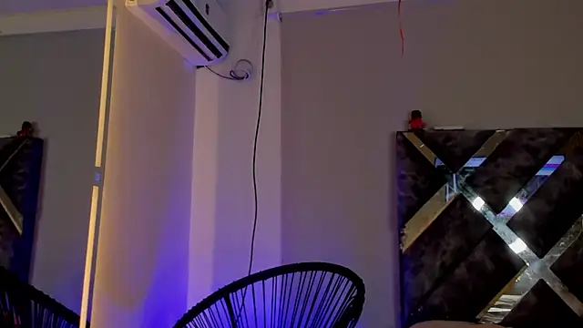 Snapshot of sienna_marie chatting on February 20, 2025, 12:08 am sienna marie online show from February 20, 2025, 12:08 am