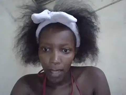 Snapshot of petitev chatting on December 19, 2024, 4:02 am petitev online show from December 19, 2024, 4:02 am