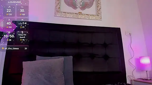 Mia 222 online show from February 7, 2025, 3:19 pm