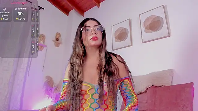 Mia 222 online show from December 2, 2025, 10:20 am