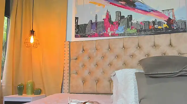 Anya Texas online show from February 28, 2025, 7:25 pm