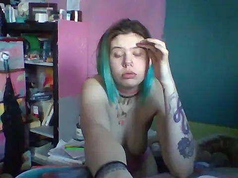 Snapshot of Esteem369 chatting on February 10, 2025, 4:36 pm Esteem369 online show from February 10, 2025, 4:36 pm