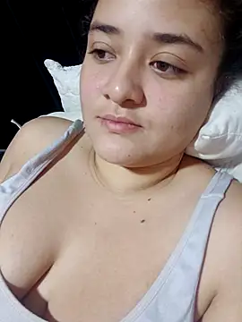 Liancy online show from November 2, 2025, 6:54 pm