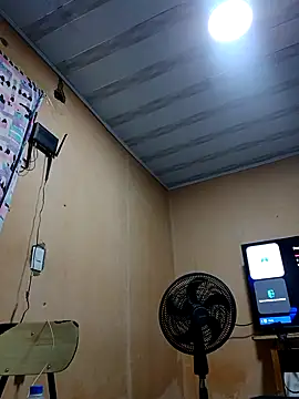 Liancy online show from November 10, 2025, 8:52 pm