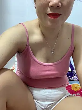 Snapshot of Baby-bigtits chatting on March 1, 2025, 10:02 am Baby-bigtits online show from March 1, 2025, 10:02 am