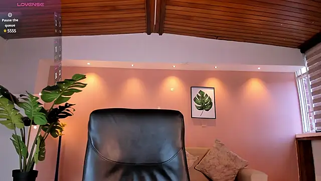 IsabellaaJoness online show from January 30, 2025, 12:06 pm