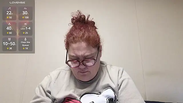 Snapshot of EmberCum chatting on February 6, 2025, 10:26 am EmberCum online show from February 6, 2025, 10:26 am