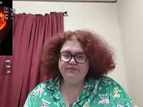 Snapshot of EmberCum chatting on February 17, 2025, 10:40 am EmberCum online show from February 17, 2025, 10:40 am