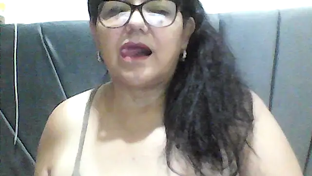 kassandra02 online show from October 21, 2025, 2:29 pm