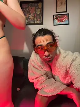 Redfloweer1 online show from September 10, 2025, 1:27 am