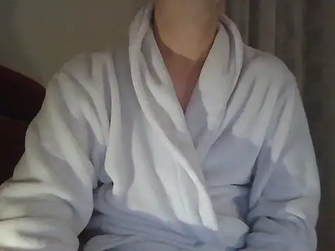 fikoivos online show from November 13, 2025, 9:14 pm