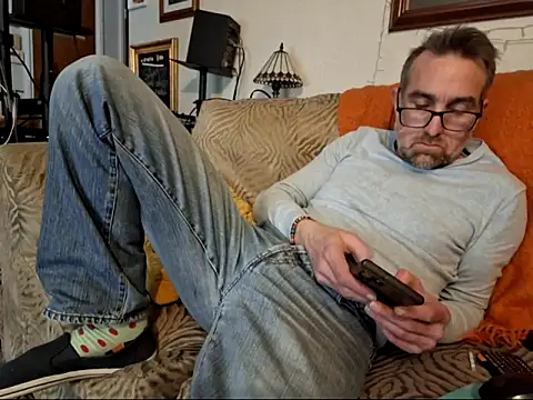 Snapshot of bibananaman chatting on March 10, 2025, 3:34 am bibananaman online show from March 10, 2025, 3:34 am