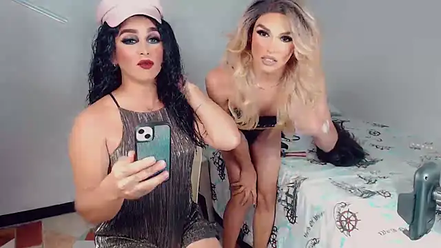 New Dolls online show from October 25, 2025, 11:43 pm