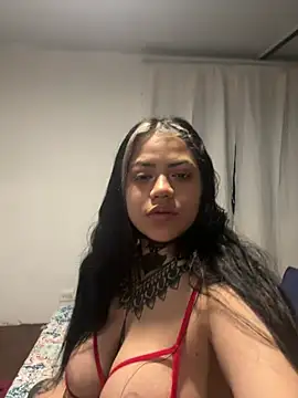 Snapshot of aliensexy chatting on February 7, 2026, 12:36 am aliensexy online show from February 7, 2026, 12:36 am