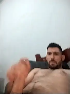 Snapshot of Richard9263 chatting on November 3, 2025, 3:30 am Richard9263 online show from November 3, 2025, 3:30 am