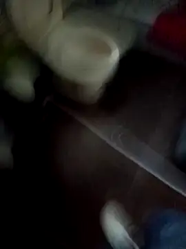 Snapshot of luisfer_98 chatting on December 21, 2025, 9:11 pm luisfer 98 online show from December 21, 2025, 9:11 pm