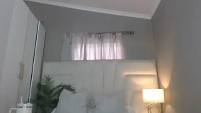 naughtyblackdolie online show from February 21, 2026, 9:21 am