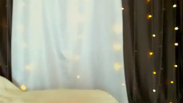 Snapshot of Adriana_Sweet_24 chatting on October 24, 2025, 10:00 am Adriana Sweet 24 online show from October 24, 2025, 10:00 am