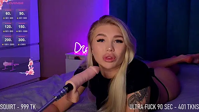 Snapshot of DreamPussyy chatting on November 1, 2025, 3:52 am DreamPussyy online show from November 1, 2025, 3:52 am