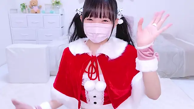 Snapshot of 86_haru chatting on December 24, 2024, 2:44 pm 86 haru online show from December 24, 2024, 2:44 pm