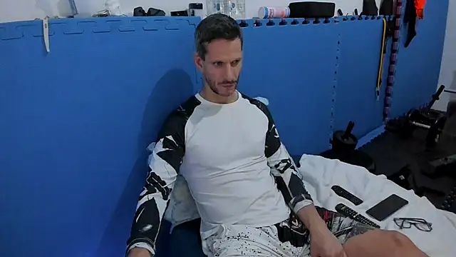 Samurayjiu online show from September 30, 2025, 9:42 pm