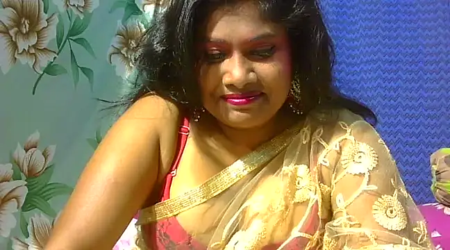 Snapshot of sexy_roma chatting on February 11, 2025, 5:18 pm sexy roma online show from February 11, 2025, 5:18 pm