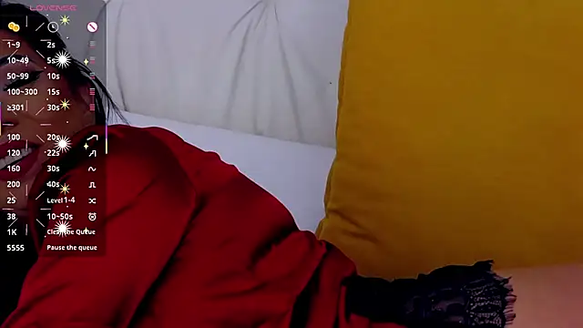 KiaraDevlynn online show from March 6, 2026, 6:04 pm