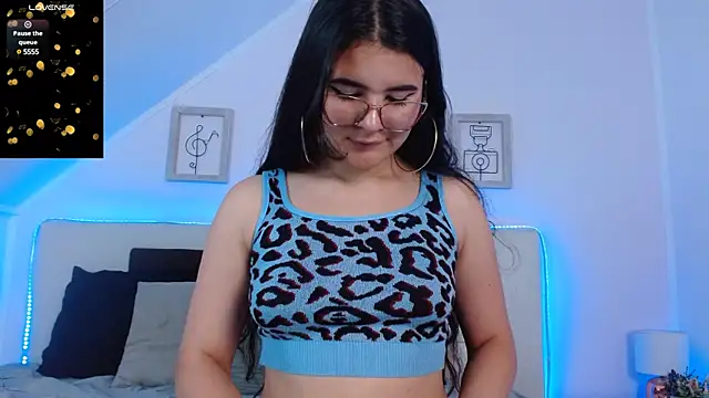 Tifanny grey online show from January 30, 2025, 8:31 pm