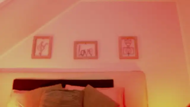 Tifanny grey online show from March 17, 2025, 11:32 pm