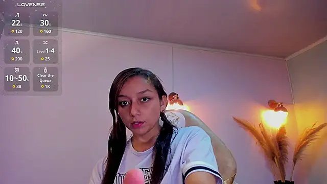 Snapshot of katy_sweet19 chatting on January 31, 2025, 1:11 am katy sweet19 online show from January 31, 2025, 1:11 am