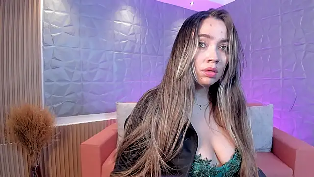 Alessia Taylorr online show from February 25, 2025, 12:13 pm