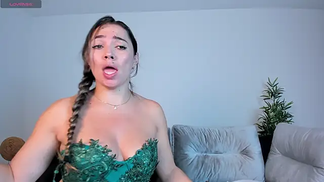 Alessia Taylorr online show from March 21, 2025, 11:44 am