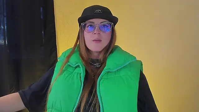 Snapshot of tekila__ chatting on March 22, 2025, 10:26 pm tekila online show from March 22, 2025, 10:26 pm