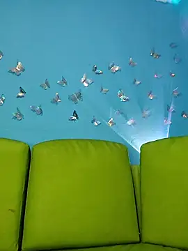 evelyn prince1 online show from May 26, 2026, 3:24 am
